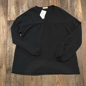 *NWT* Black Long Sleeve V Neck Blouse Women’s Size Small